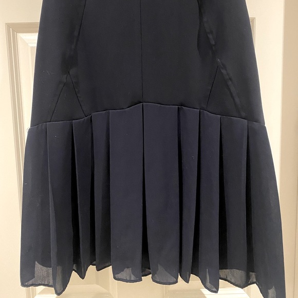 Reiss navy dress- size 2 - Picture 2 of 3